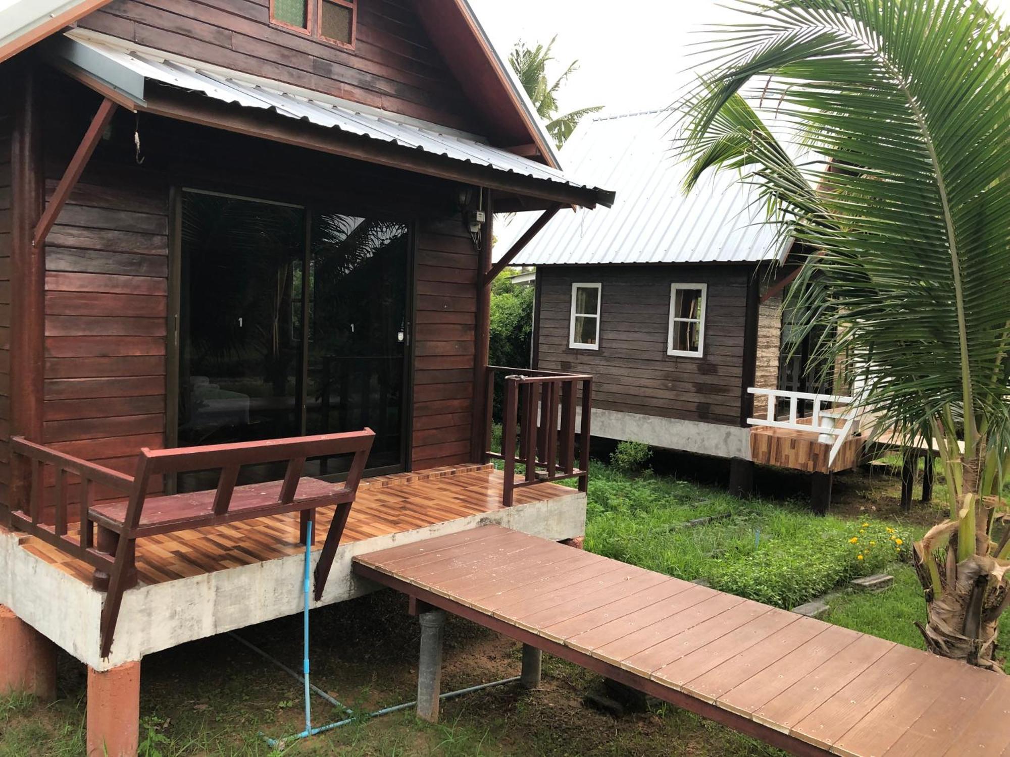 Baan Thung Home Stay Prasat Exterior photo
